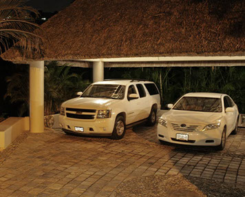 luxurious villa with garage in Acapulco